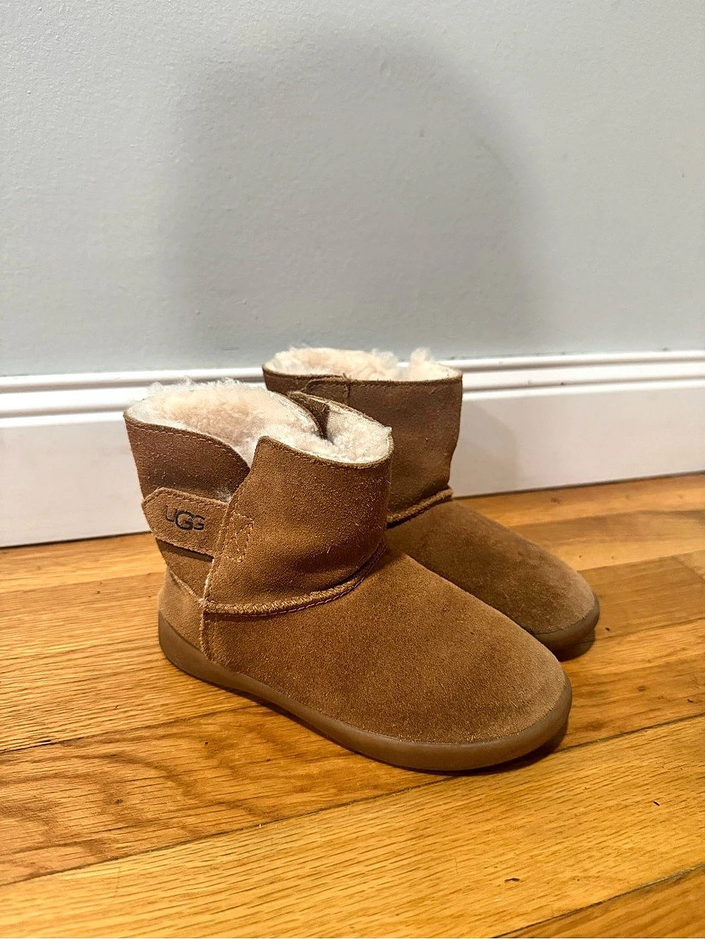 UGG Classic Mini Boots Brown US 10